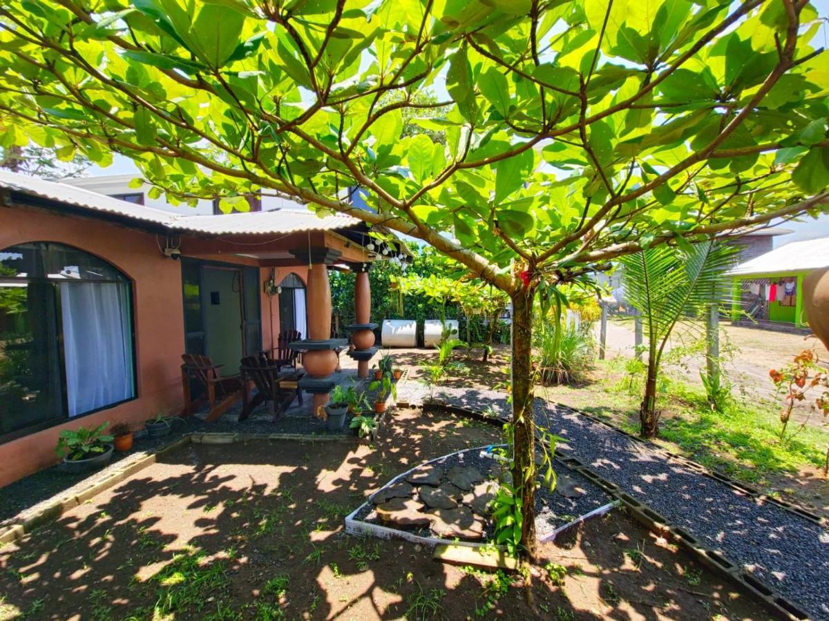 Micheck Beach House Tortuguero Exteriér fotografie